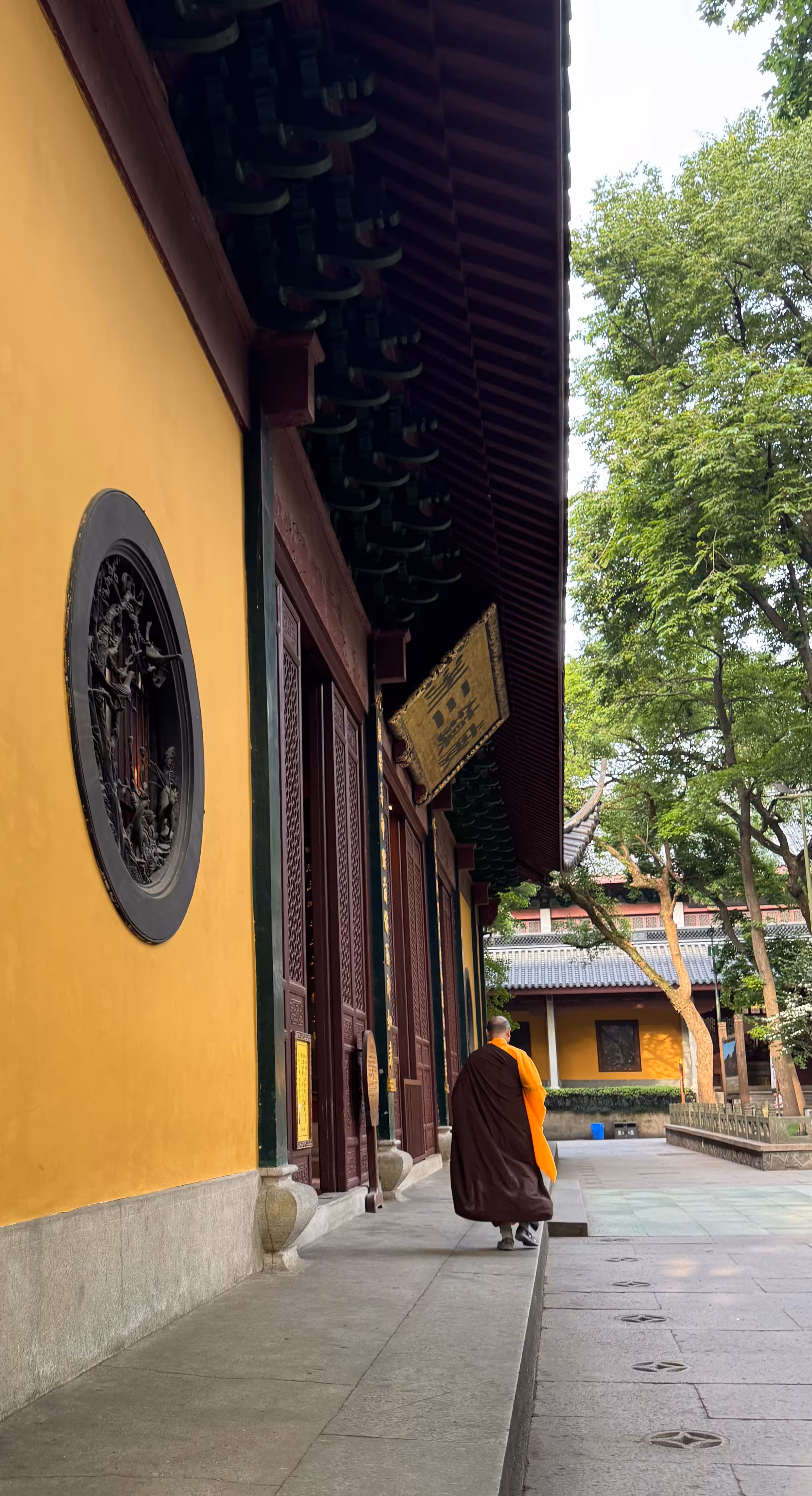 iDiMi-Kuil Lingyin, Hangzhou